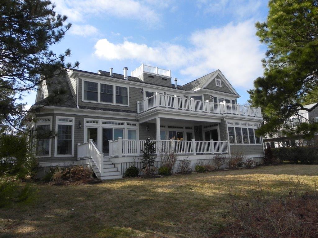 6 Yacht Club Rd