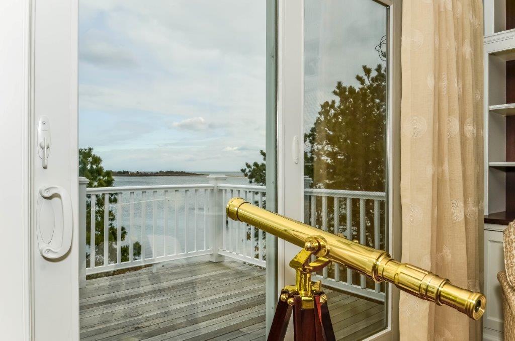 6 Yacht Club Rd