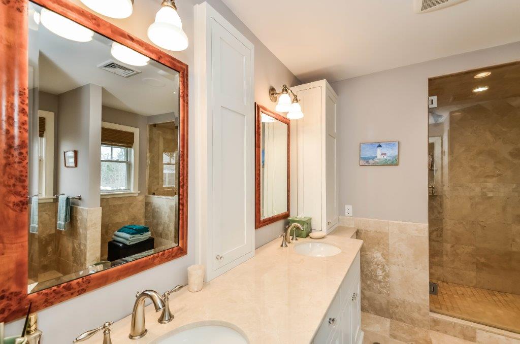 6 Yacht Club Rd