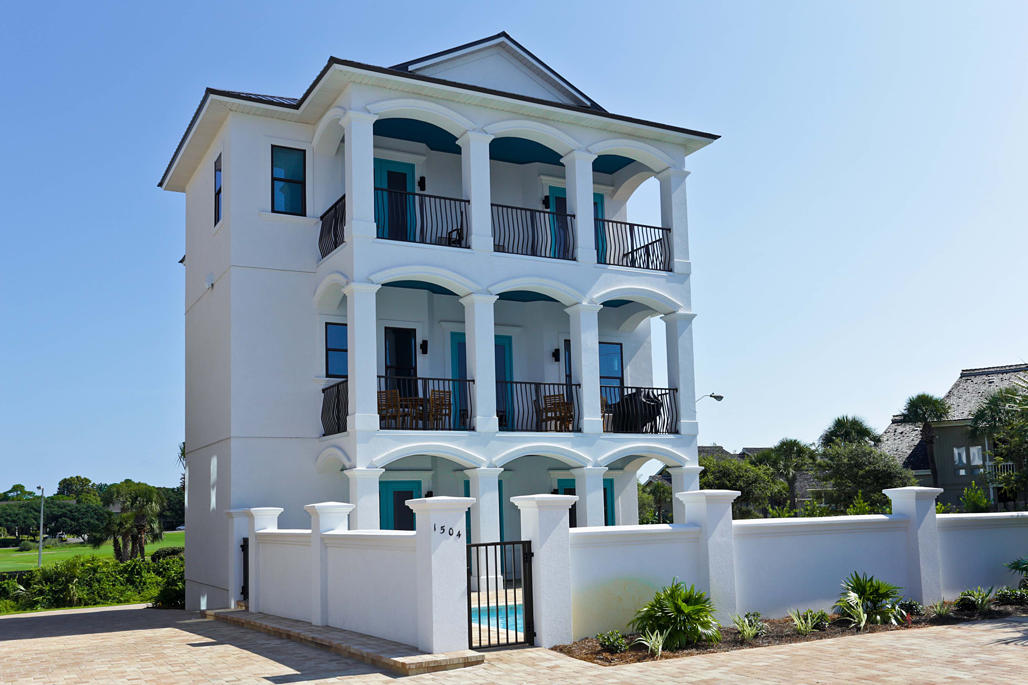 1504 Scenic Gulf Drive