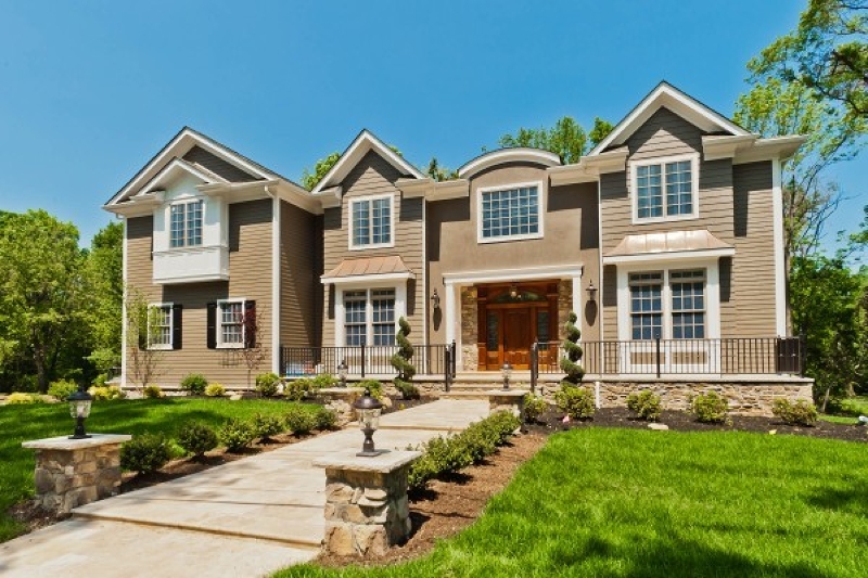 351 Long Hill Dr