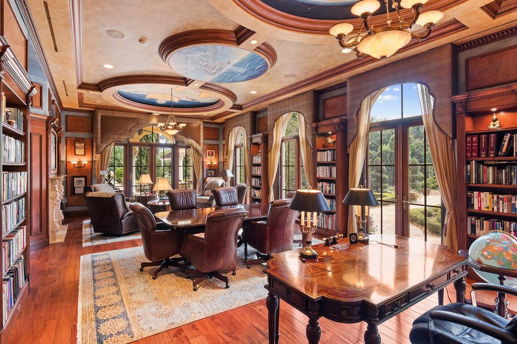 161 Bear's Club Dr.