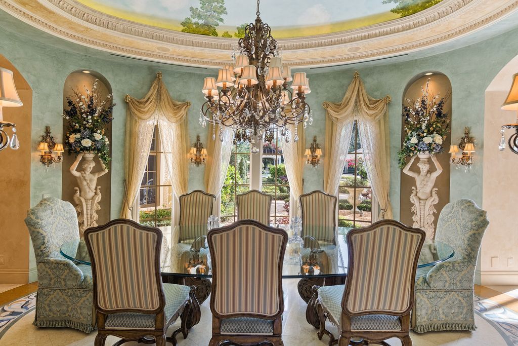 161 Bear's Club Dr.