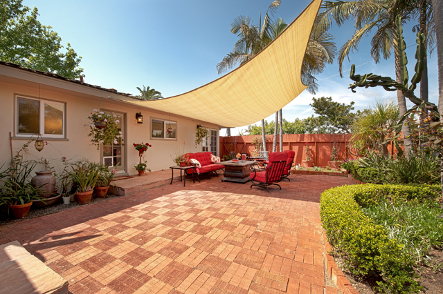 1561 Rubenstein Ave