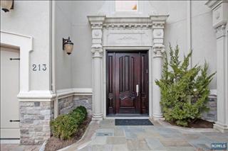 213 Bellaire Road