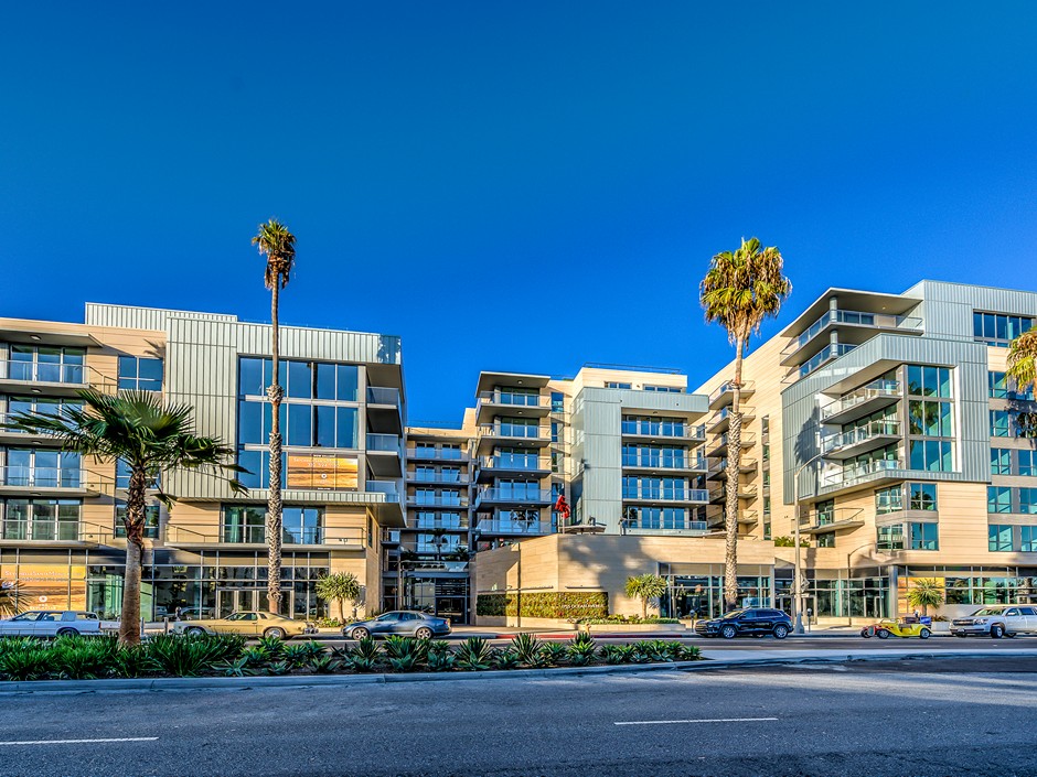 1755 Ocean Ave 807