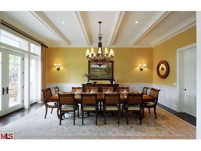 312 South Burlingame