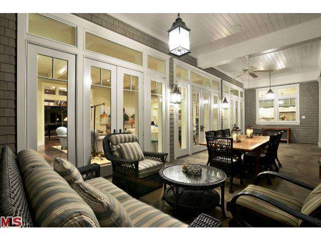 312 South Burlingame