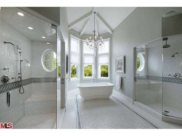 312 South Burlingame