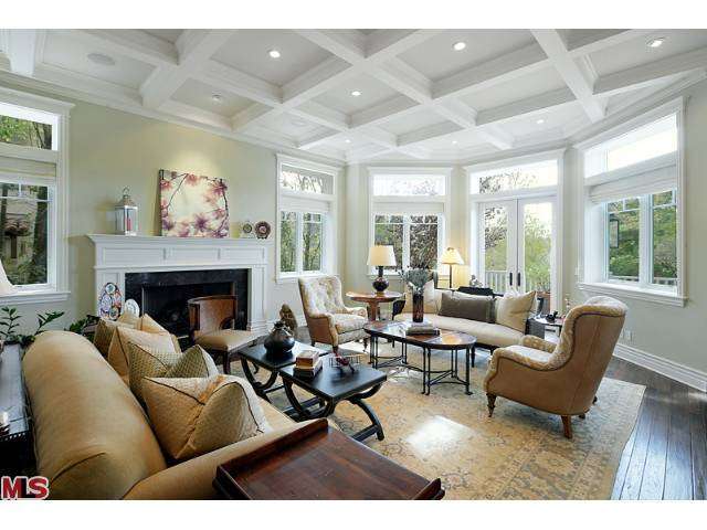 312 South Burlingame