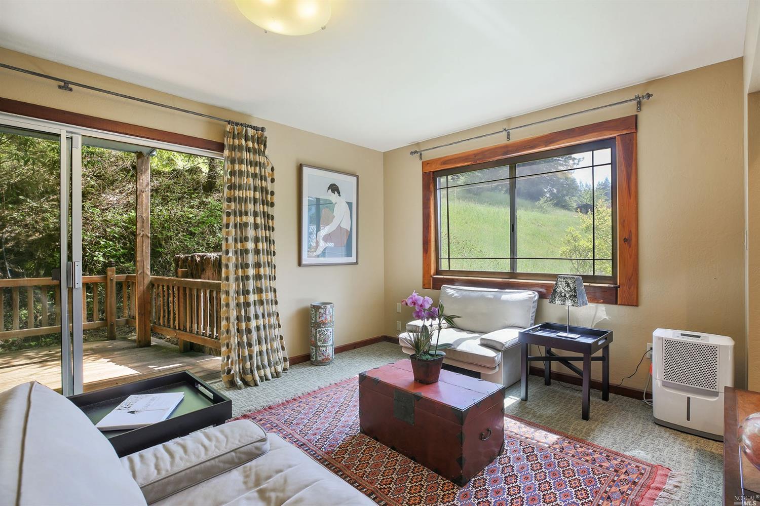 2515 Bohemian Highway