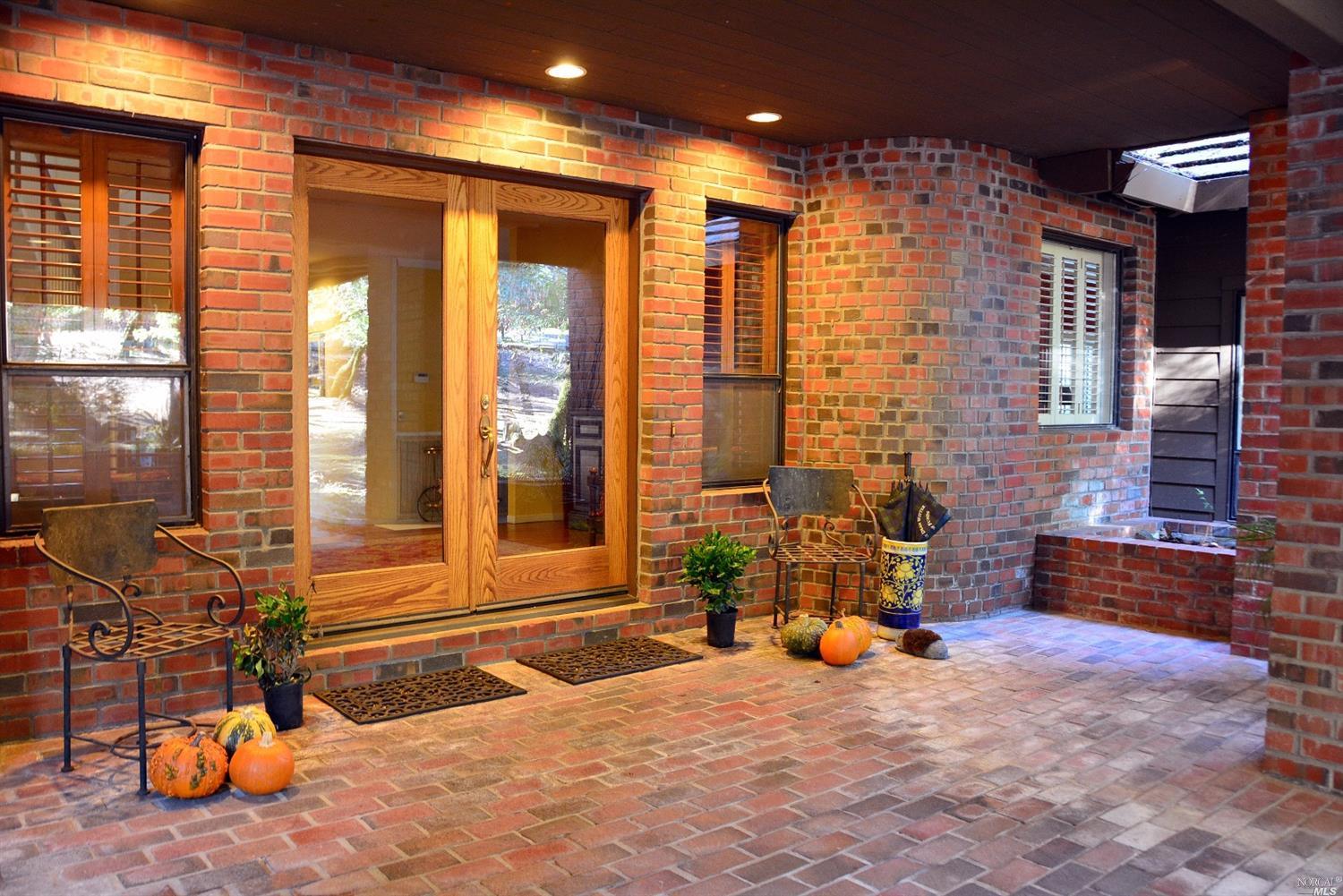 1350 White Oak Drive