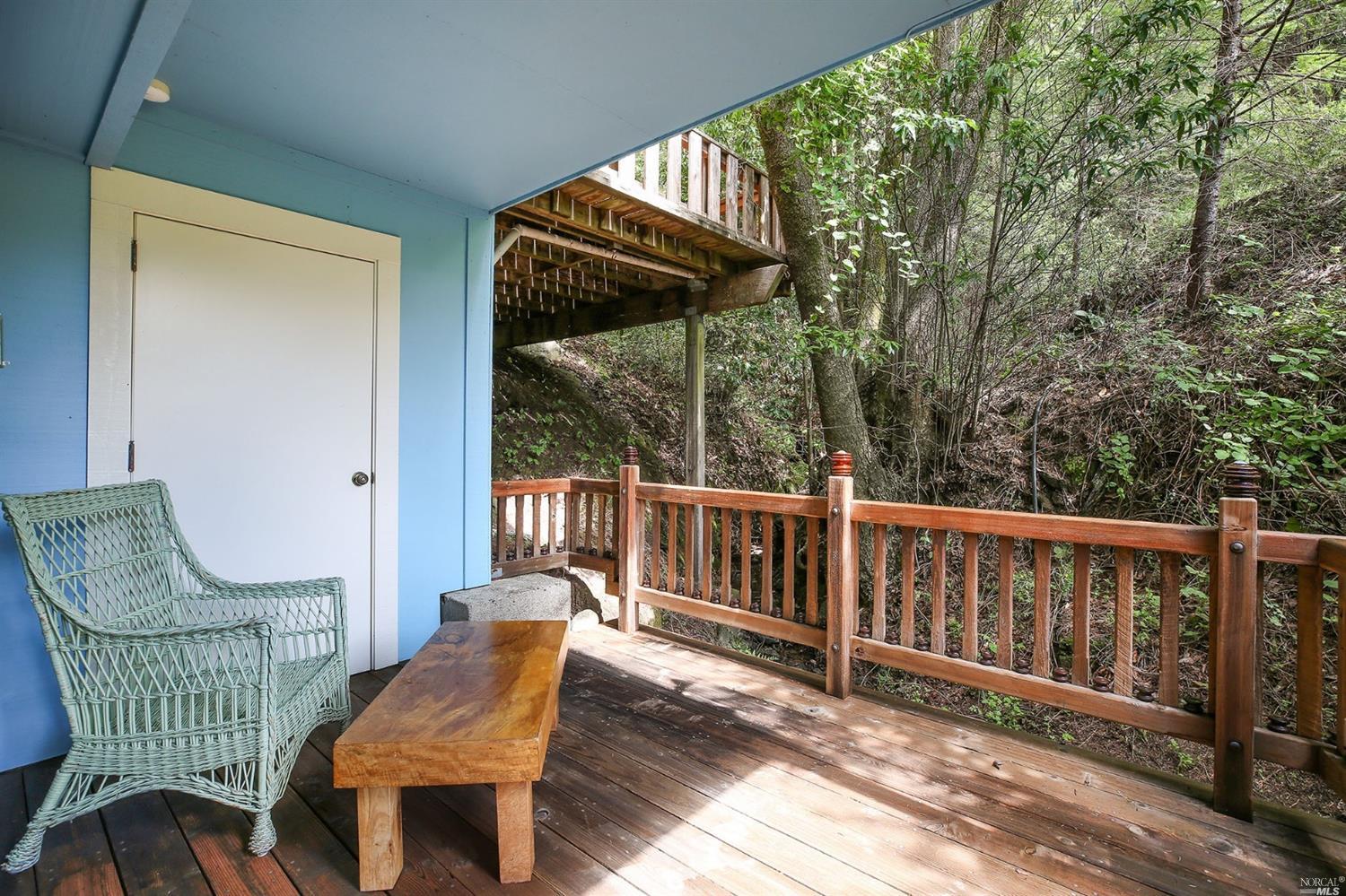 2515 Bohemian Highway