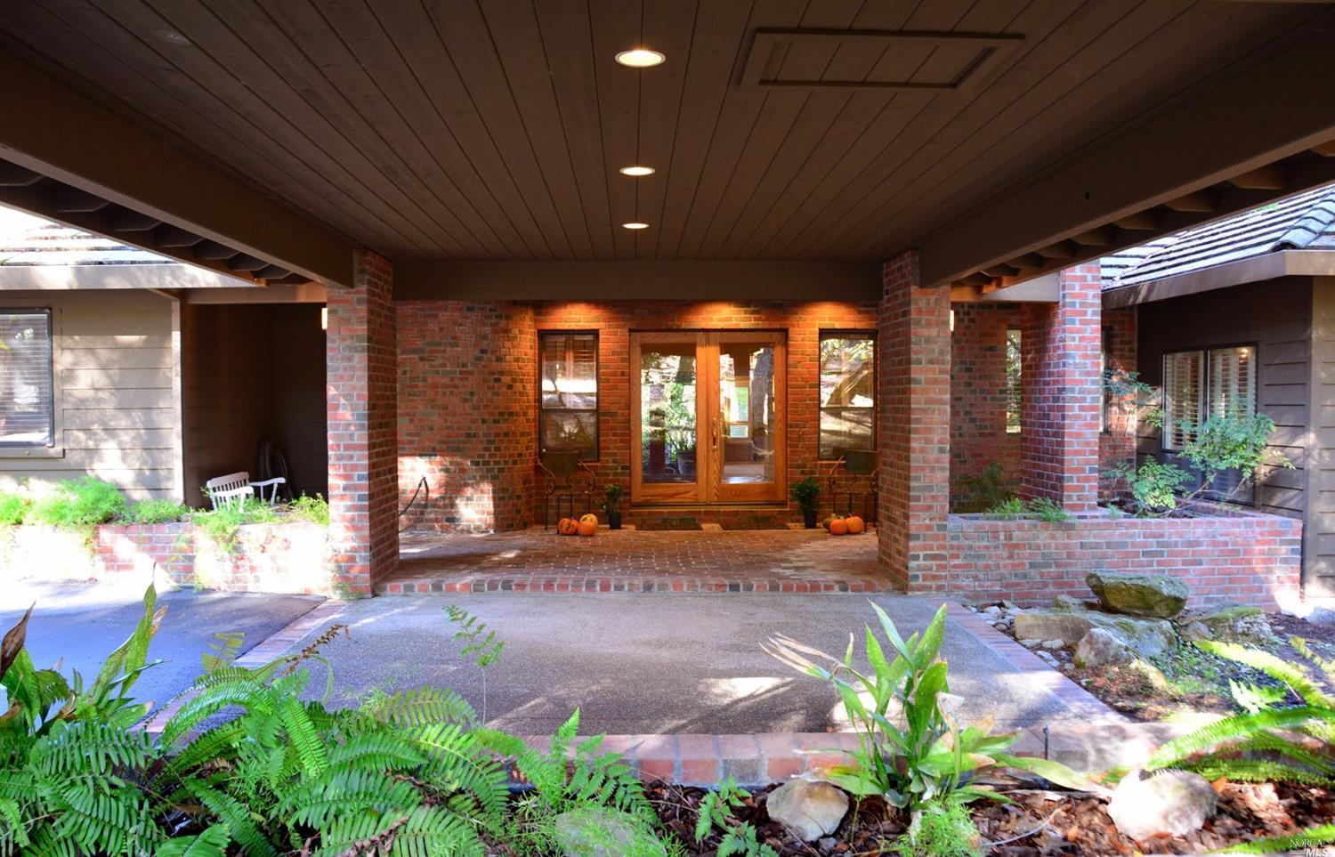 1350 White Oak Drive