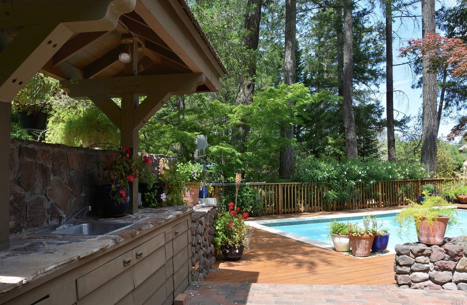 1350 White Oak Drive