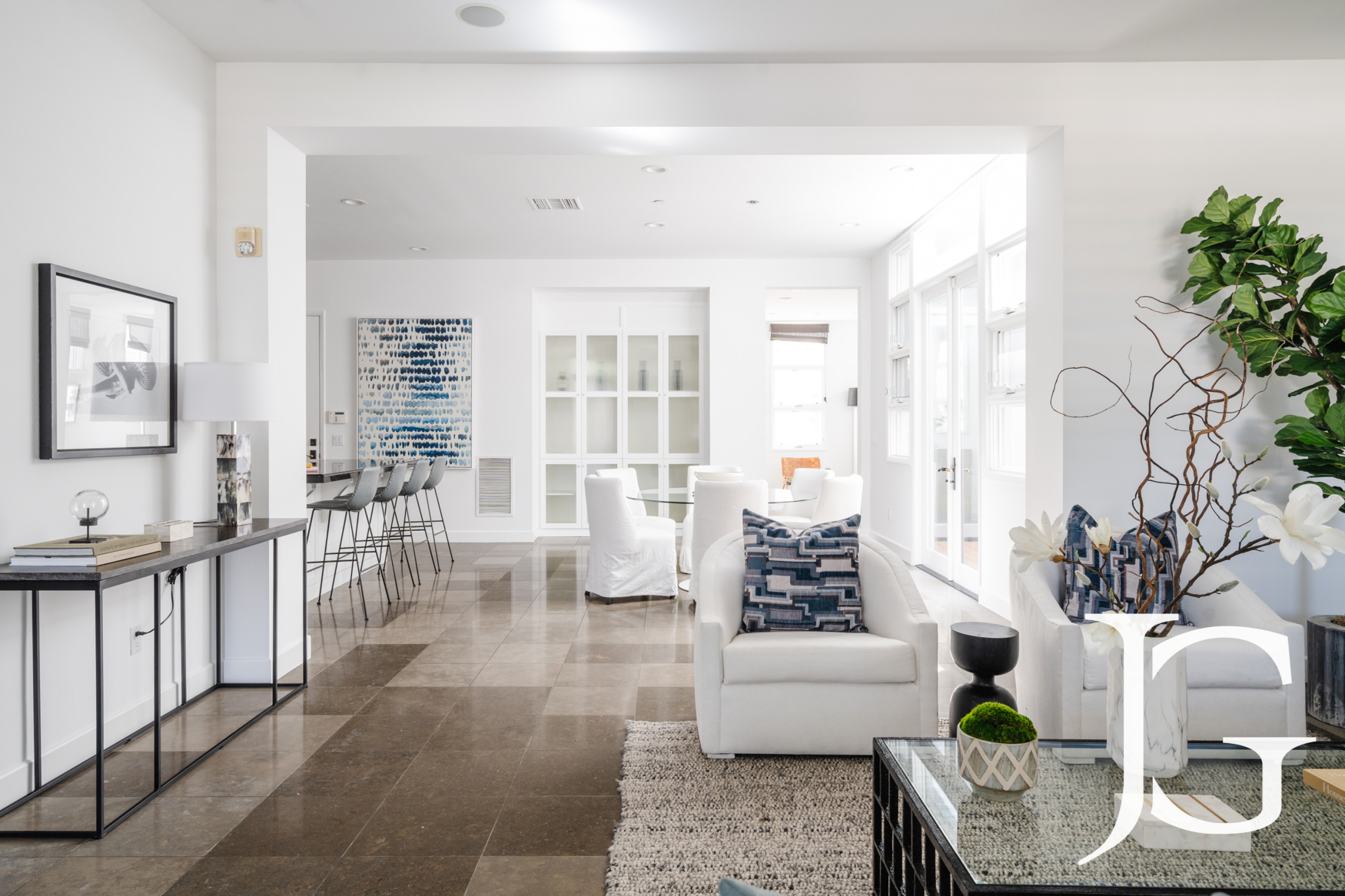 6336 Seawalk Drive