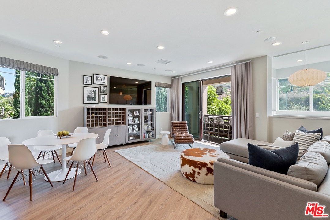 12856 S Seaglass Circle
