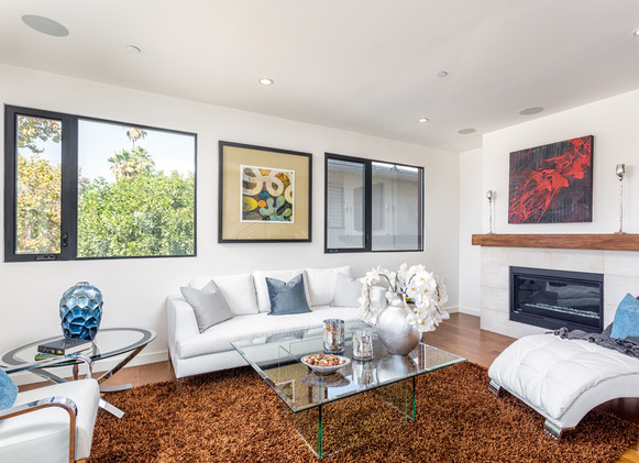146.5 S Hayworth Avenue