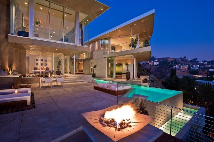 1474 Blue Jay Way