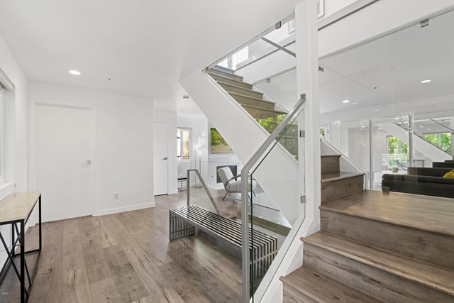 8587 Cole Crest Drive
