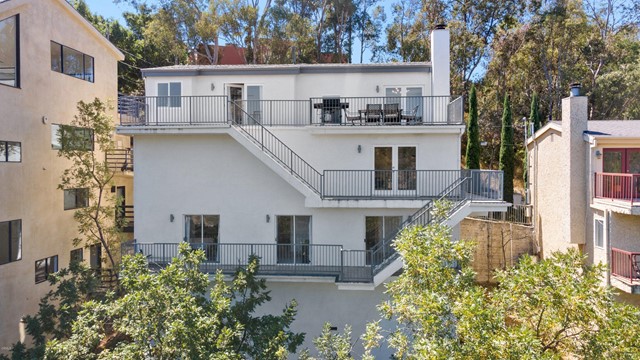 8587 Cole Crest Drive