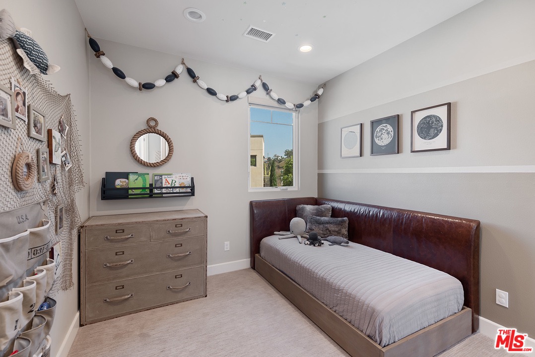 12856 S Seaglass Circle