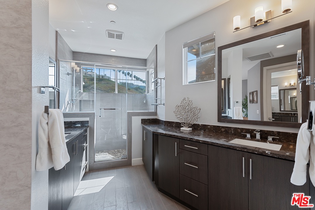 12856 S Seaglass Circle