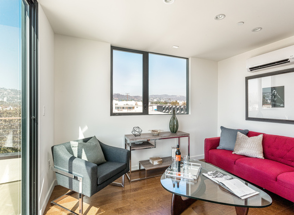 146.5 S Hayworth Avenue