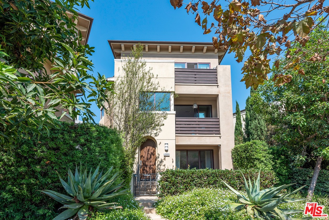 12856 S Seaglass Circle