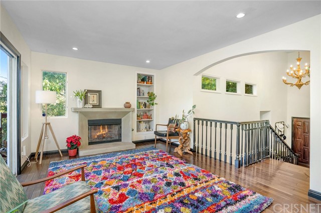 11437 Decente Drive