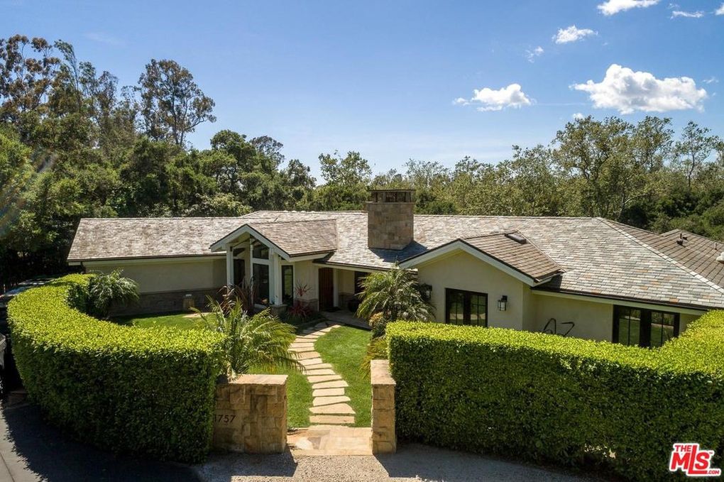 1753 Glen Oaks Drive
