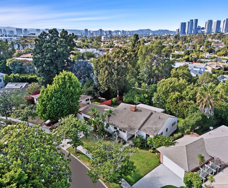 2746 Dunleer Place