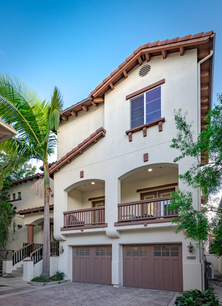 5742 Kiyot Way