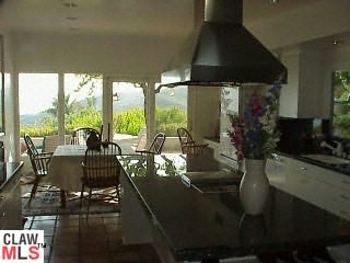 1117 Vista Grande Dr
