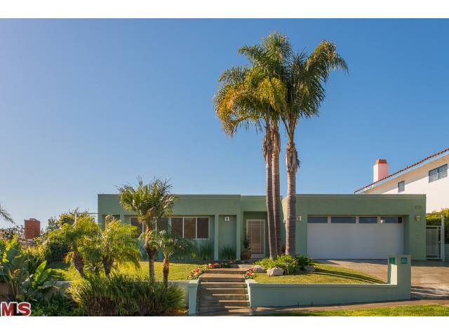 3833 Malibu Vista Dr