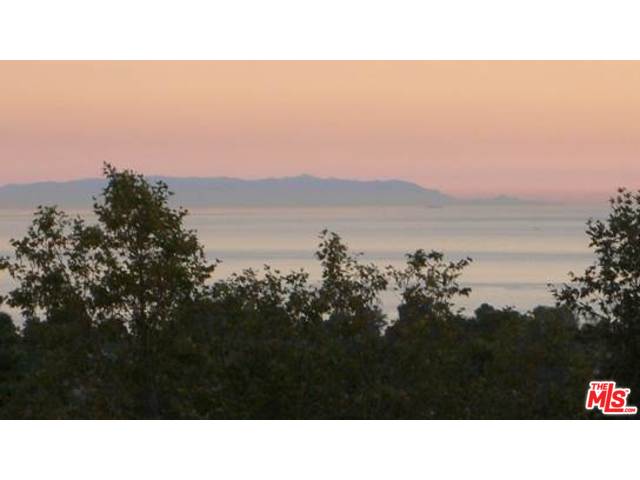 1281 Chautauqua