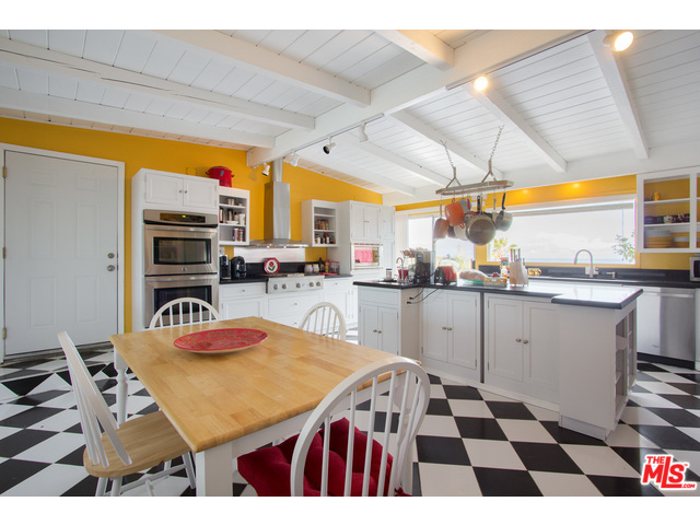 23903 Malibu Knolls Rd