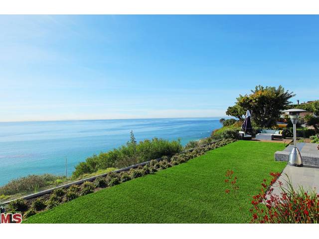 18262 Coastline Dr