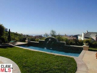 16816 Montecito CLL