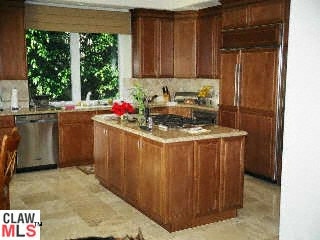 16816 Montecito CLL
