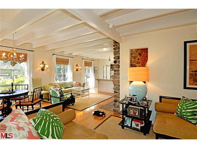 320 Mesa Rd
