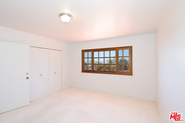 18025 Sandy Cape Dr