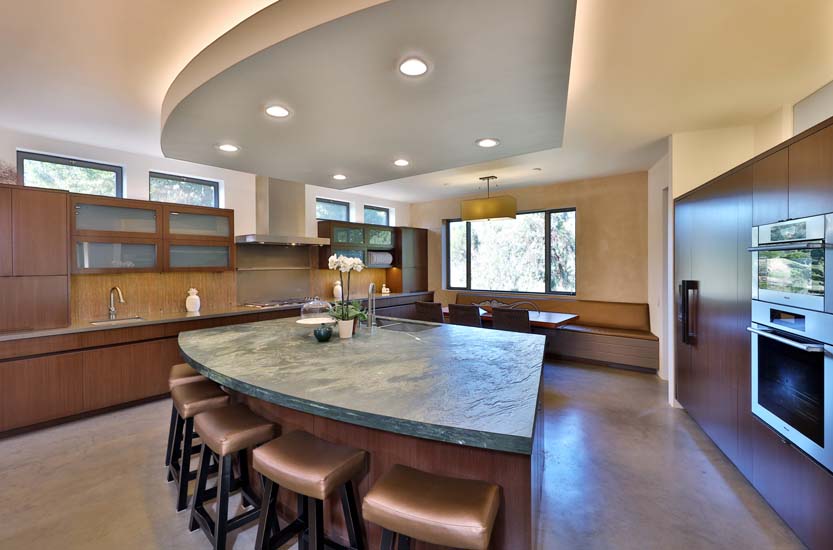 6648 Zumirez Drive