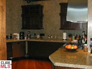 1111 Bel Air Pl