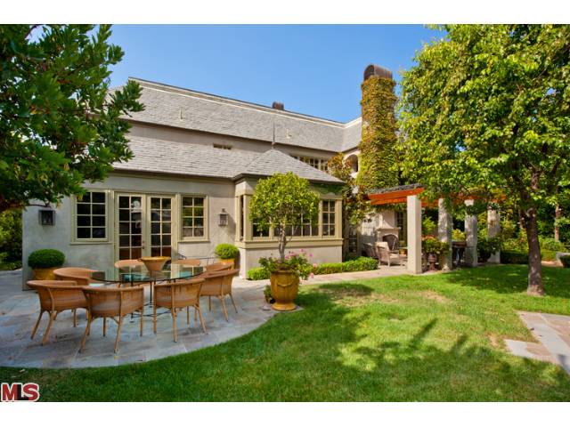 1490 Bienveneda Ave