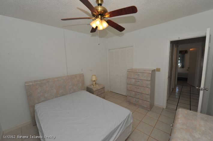 TWYNAM APT. COMPLEX