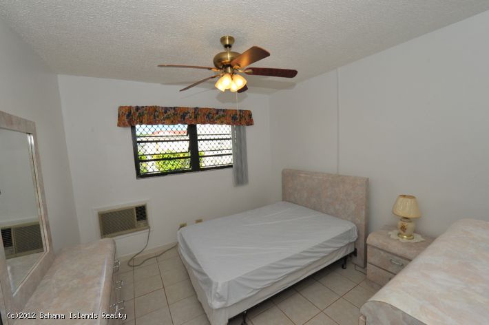 TWYNAM APT. COMPLEX