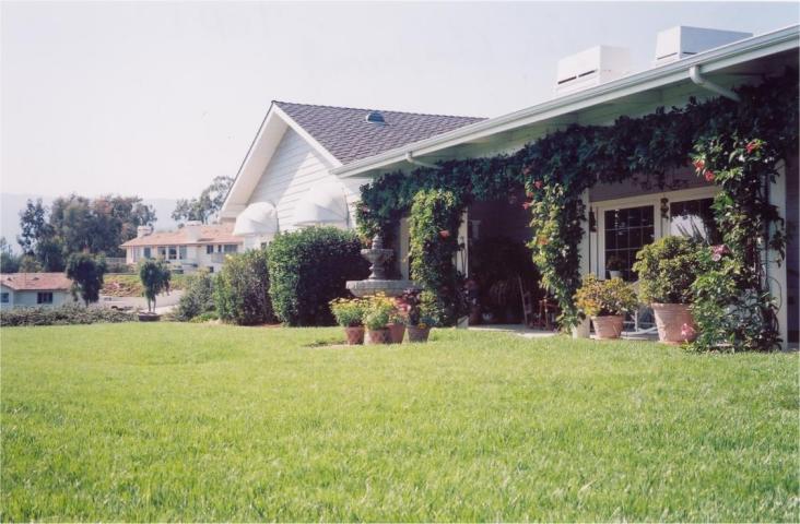 1071 Via Chaparral