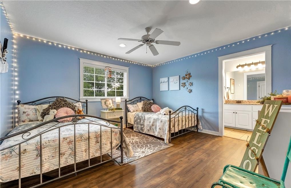 5958 Blue Ridge