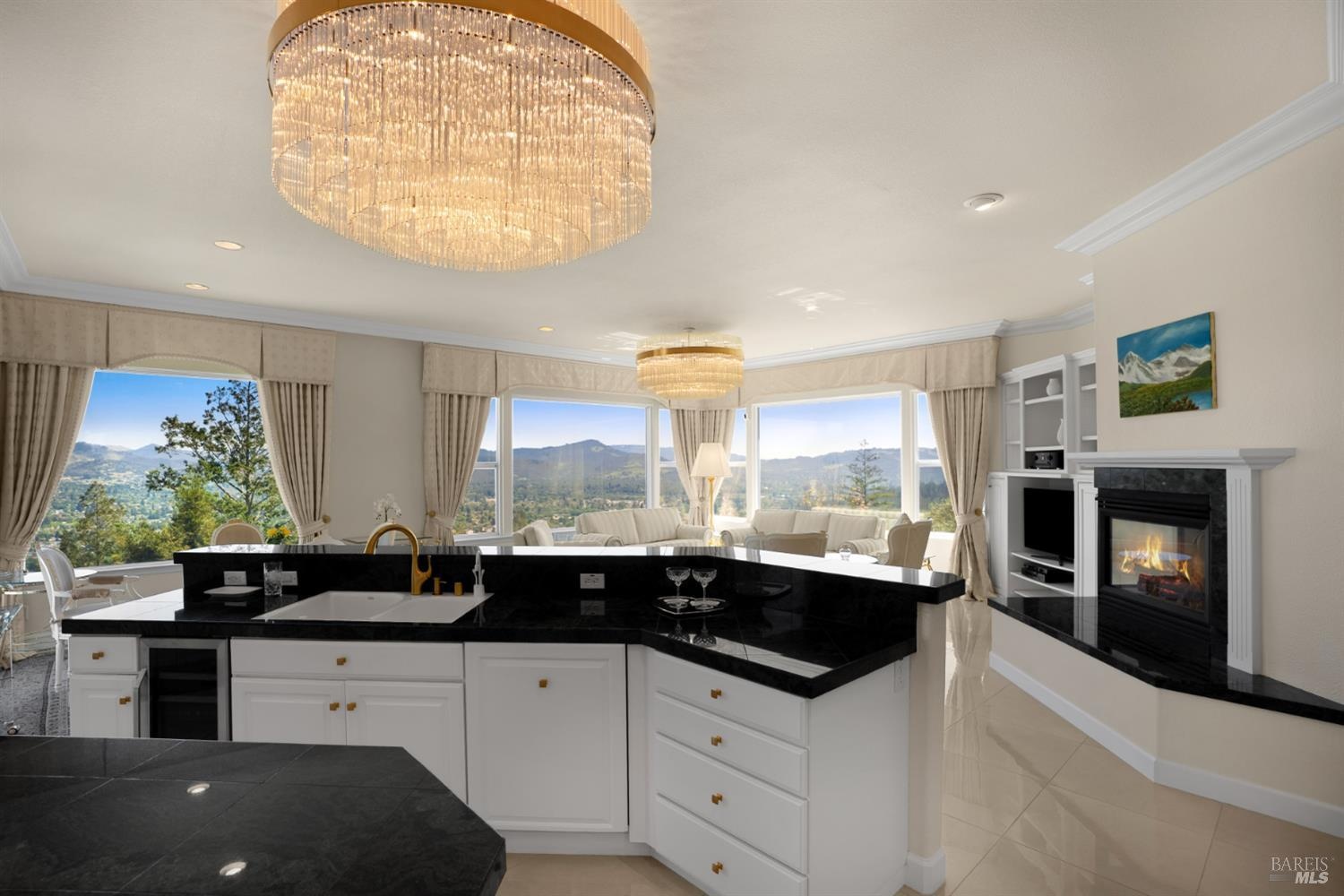 3682 Rocky Knoll Way
